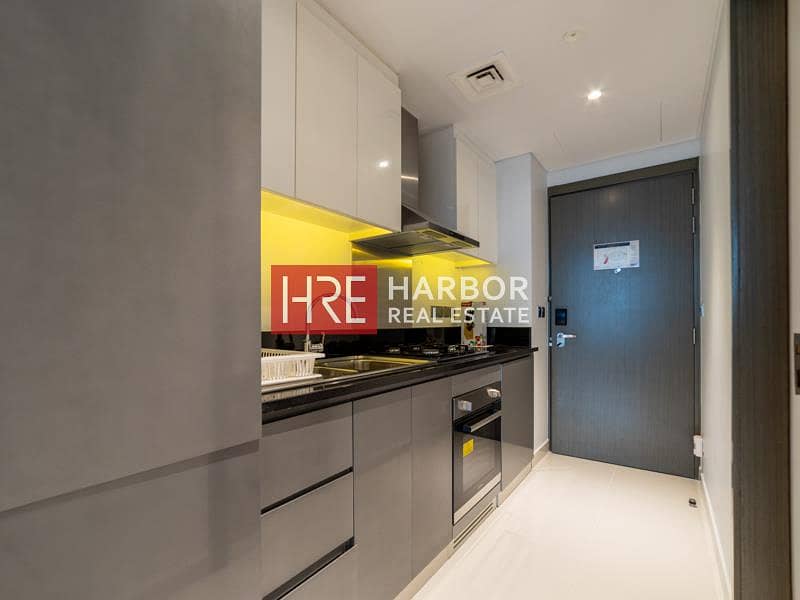 Canal Views | Fully Furnished | Luxury Living - Image 10