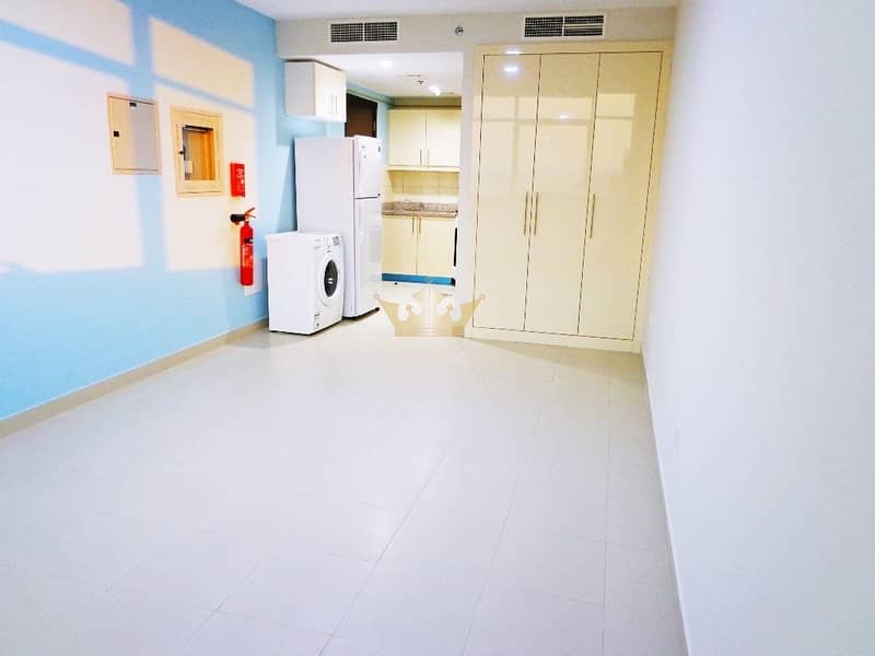 Studio for Rent in South Al Barsha Third