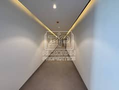 Ready Brand New | Freehold |Open Kitchen | Spacious