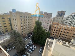 شقه غرفه وصاله للايجار السنوي 25 الف سنوي منطقه الروله عند دوار بريد الامارات