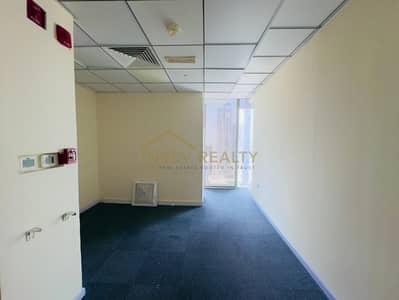 مکتب  للايجار في الخليج التجاري، دبي - IMG-20250726-WA0042. jpg