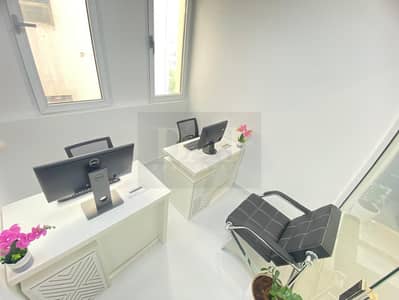 مکتب  للايجار في ديرة، دبي - 8f86b53a-41db-4640-95ed-1c1533aba179. jpg