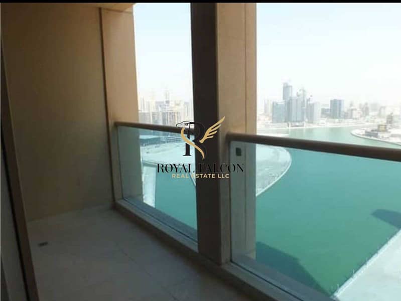 DISTRESS DEAL | CANAL VIEW | HIGH FLOOR DISTRESS DEAL | CANAL VIEW | HIGH FLOOR