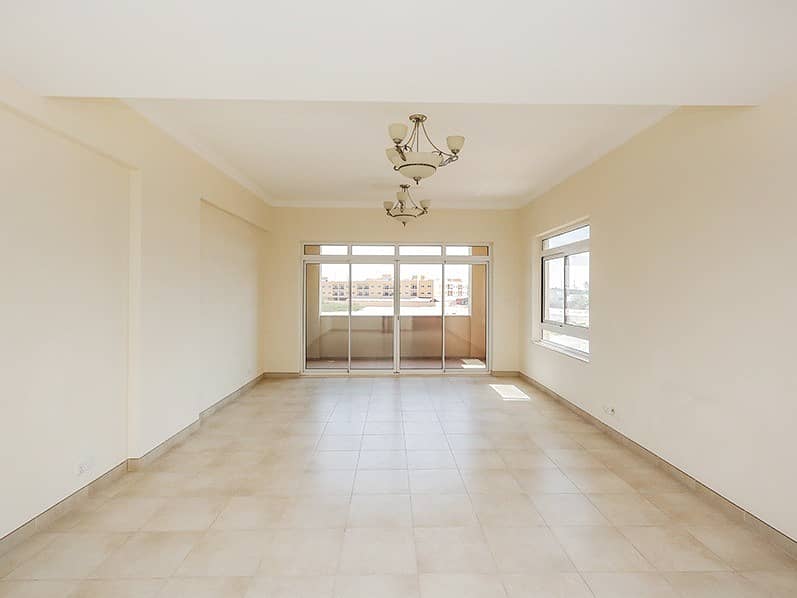 Large 1 BR apartment in Al Badia residences