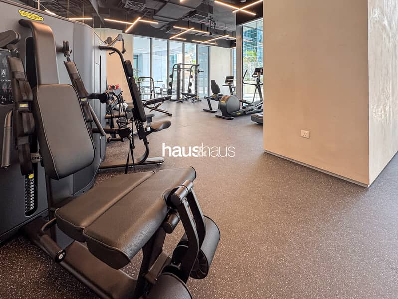 Stunning Marina Views | Stylish 1BR | Central - Image 39