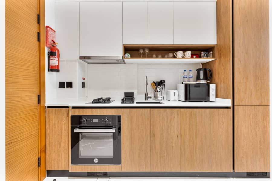 4 Kitchen Area (2). jpeg
