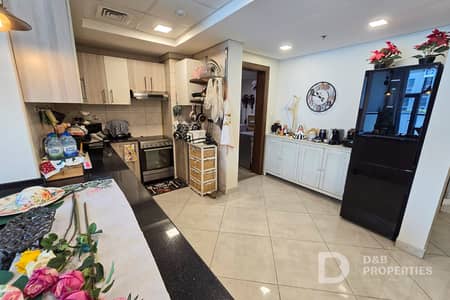 1 Bedroom Flat for Sale in Jumeirah Village Circle (JVC), Dubai - Largest Layout | 1.5 BHK | Motivated seller