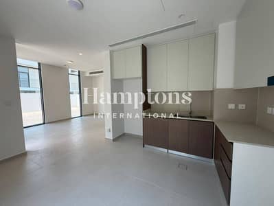 4 Bedroom Villa for Rent in Dubai South, Dubai - Big Plot | Near Amenities | Brand New
