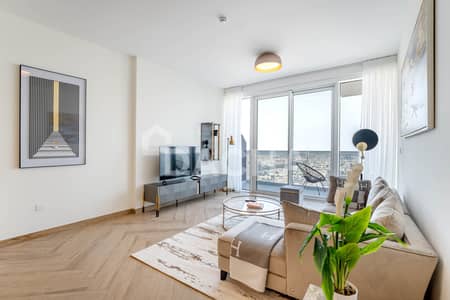 1 Bedroom Apartment for Sale in Bur Dubai, Dubai - Spacious 1BR | Close to Metro | Vacant