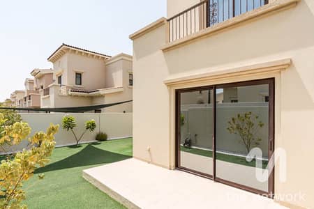 4 Bedroom Townhouse for Rent in Reem, Dubai - Large Plot | Close to Park and Pool | Vacant