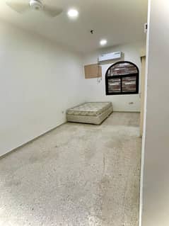 شقة في ميناء سعيد،ديرة 39999 درهم - 12650550