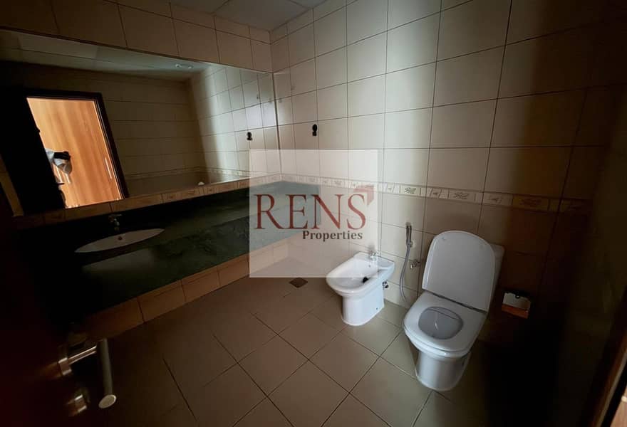 Best Views | Best Deal | Spacious | Negotiable - Image 11