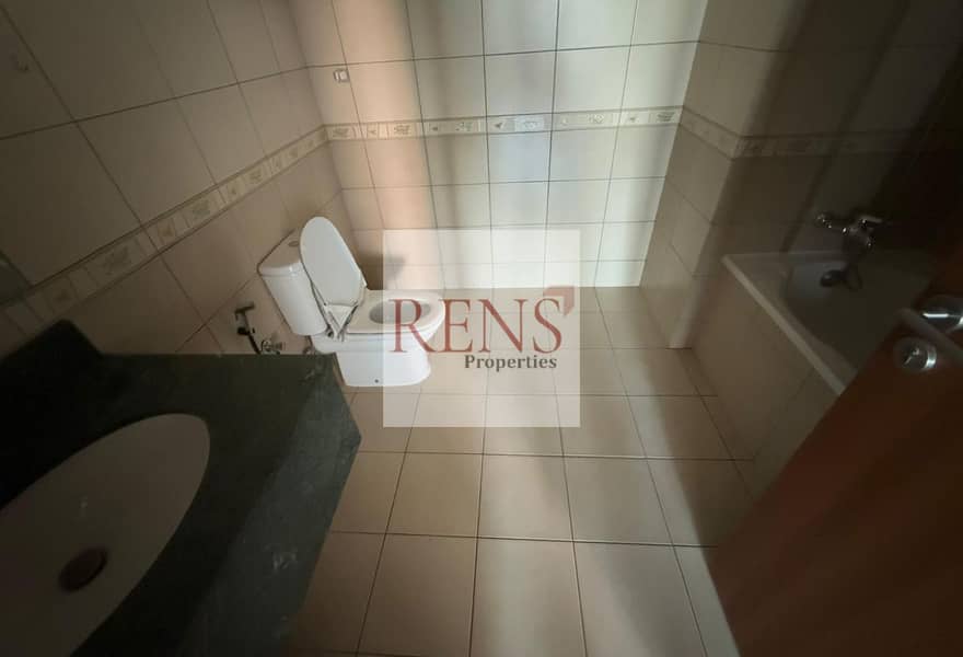 Best Views | Best Deal | Spacious | Negotiable - Image 12