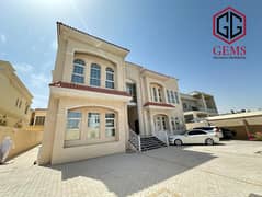فیلا في الورقاء 4،الورقاء 8 غرف 650000 درهم - 12611796