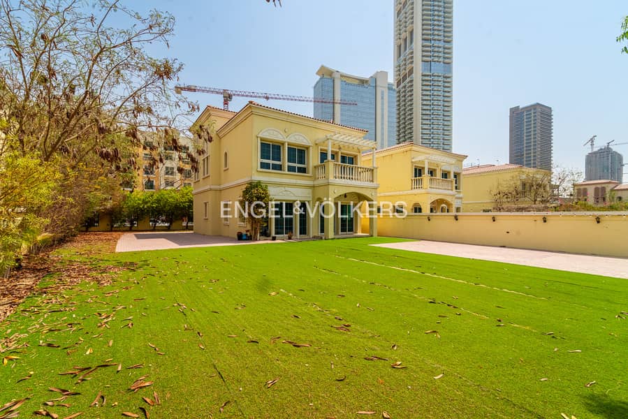 Vacant Now | Mediterranean Villa | Exclusive - Image 10