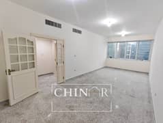 شقة في شارع حمدان 3 غرف 110000 درهم - 12652546