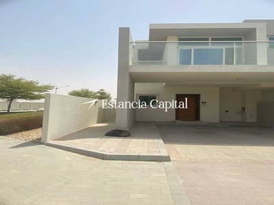 3 Bedroom Townhouse for Rent in DAMAC Hills 2 (Akoya by DAMAC), Dubai - Spacious | Gated Community | Vacant