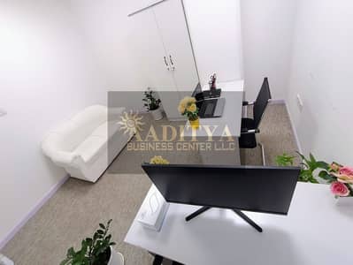 مکتب  للايجار في ديرة، دبي - 10c1a457-f699-44da-b234-4b7a6ed349ac. jpg