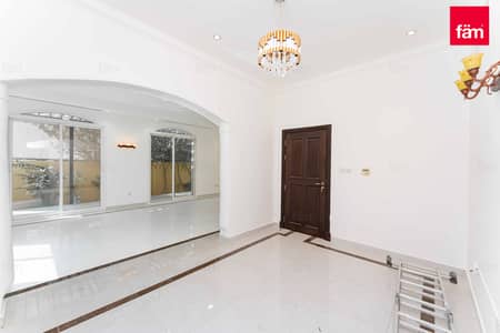 4 Bedroom Villa for Sale in The Villa, Dubai - Facing Park | Spcious Built-up | Vacant | Price!