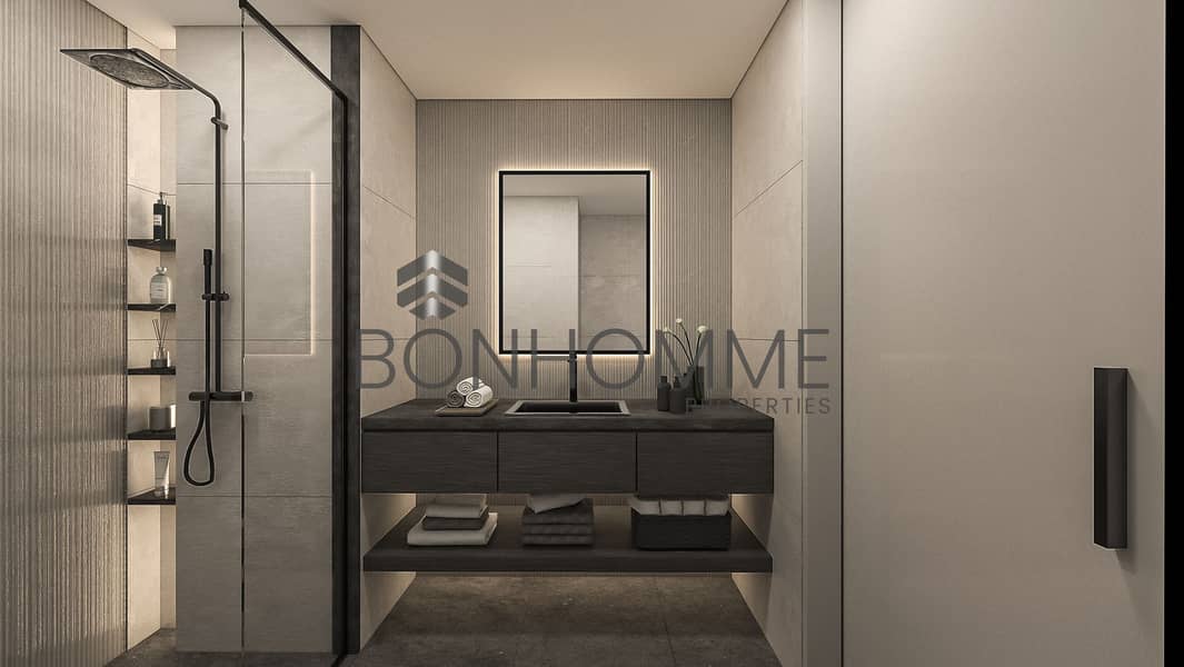 4 Master Bath. jpg