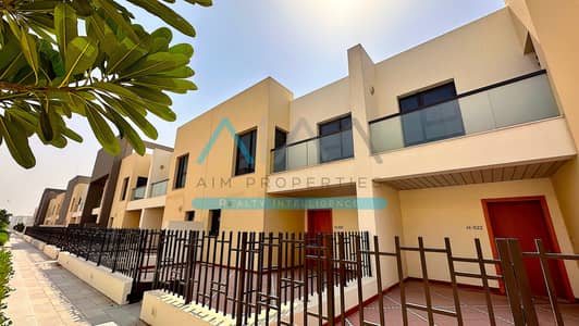 3 Bedroom Townhouse for Rent in International City, Dubai - image00075. jpeg