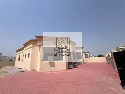 فیلا 5 غرف نوم للبيع في القرائن، الشارقة - IMG-20250827-WA0129. jpg