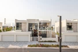 Well Appointed Villa with Breathtaking Views