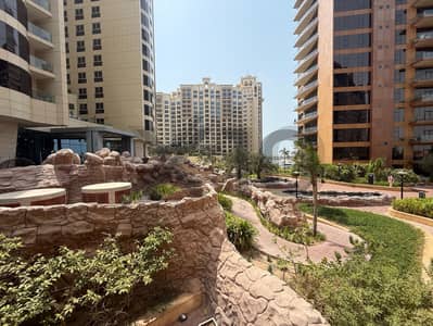 3 Bedroom Apartment for Rent in Palm Jumeirah, Dubai - Community View | Spacious 3 Bedroom | Unfurnished