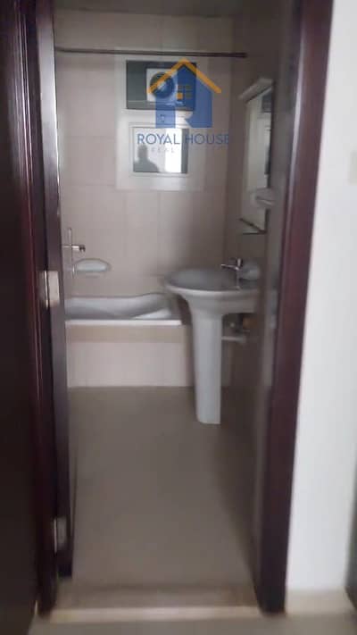 شقة 2 غرفة نوم للايجار في الخان، الشارقة - WhatsApp Image 2025-08-28 at 11.11. 45 AM (1). jpeg