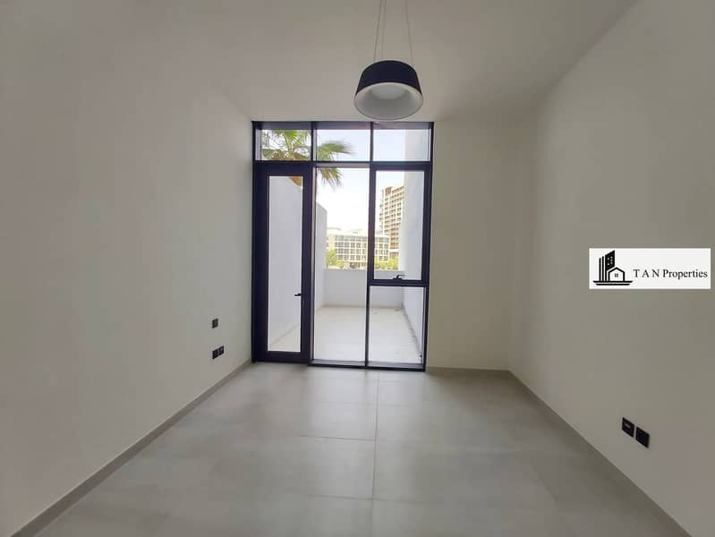 MODREN DESIGN | SPACIOUS LAYOUT | NEAR GARDEN - Image 7