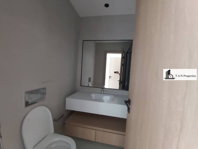 MODREN DESIGN | SPACIOUS LAYOUT | NEAR GARDEN - Image 13