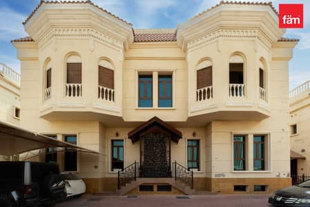 تاون هاوس 5 غرف نوم للبيع في ليوان، دبي - تاون هاوس في الشروق بوليفارد 12،كيو بوينت،ليوان 5 غرف 2800000 درهم - 12636751