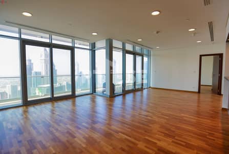 High Floor -Panoramic view of DIFC n Sea High Floor -Panoramic view of DIFC n Sea