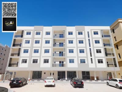 5 Bedroom Building for Sale in Corniche Ajman, Ajman - صورة واتساب بتاريخ 1446-11-16 في 15.45. 47_cad2e0c1. jpg