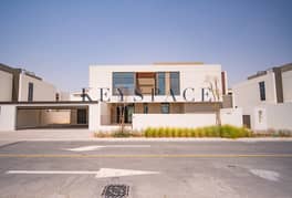 4BR VILLA l UNFURNISHED l NEAR TO PARK l FAMILY FRIENDLY COMMUNITY