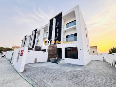 فیلا 4 غرف نوم للايجار في مردف، دبي - IMG-20250830-WA0102. jpg