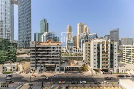 Studio for Sale in Dubai Marina, Dubai - Elegant Living | High ROI | Prime Location