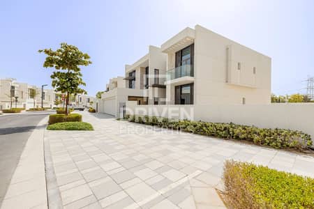 5 Bedroom Villa for Sale in Mohammed Bin Rashid City, Dubai - Luxurious Rare Unit | Park View | High ROI