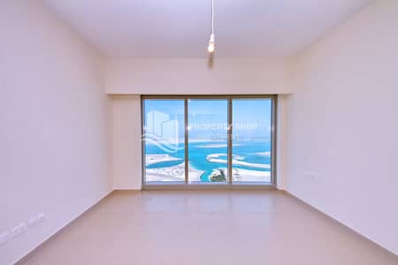 2 Bedroom Apartment for Rent in Al Reem Island, Abu Dhabi - 2-bedroom-apartment-al-reem-island-shams-abu-dhabi-gate-tower-master-bedroom. JPG