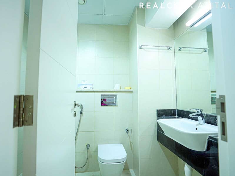 Big Layout Best Deal For Investment - Image 9