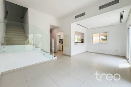 4 Bedroom Townhouse for Rent in Dubailand, Dubai - Full Corner Unit | Upgraded | Single Row