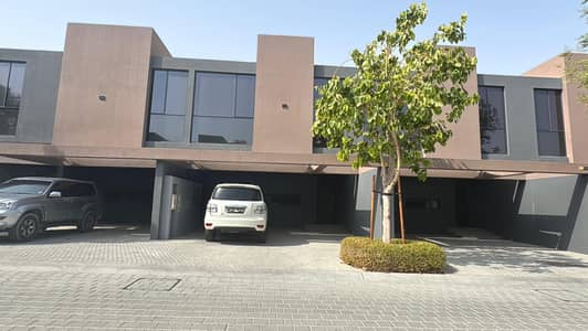 4 Bedroom Villa for Rent in Tilal City, Sharjah - صورة واتساب بتاريخ 2025-08-27 في 16.30. 03_53aebd22. jpg
