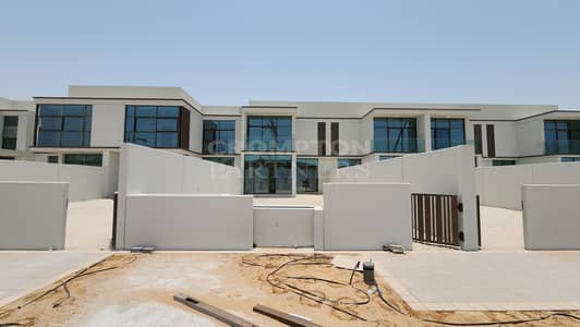 2 Bedroom Villa for Rent in Al Jubail Island, Abu Dhabi - Lavish Living | Prime Location | Vacant Now