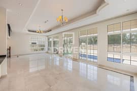 Villa with Basement and Swimming Pool | Spacious