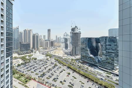 فلیٹ 4 غرف نوم للايجار في الخليج التجاري، دبي - شقة في برج H،الأبراج الإدارية،الخليج التجاري 4 غرف 330000 درهم - 12584487