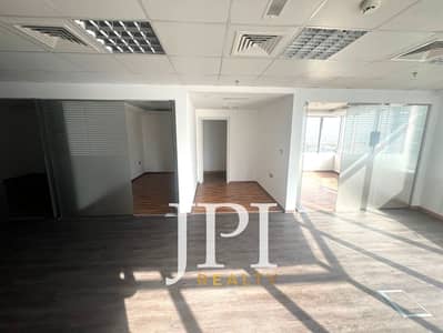 مکتب  للايجار في أبراج بحيرات الجميرا، دبي - WhatsApp Image 2025-07-17 at 4.45. 57 PM. jpeg