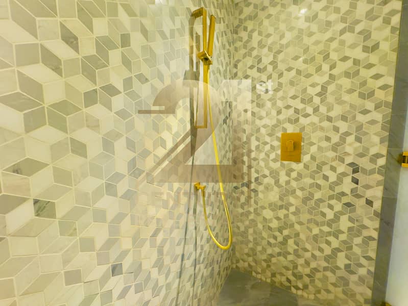 BREATHTAKING SEA VIEWS | FURNISHED | UPGRADED - Image 23