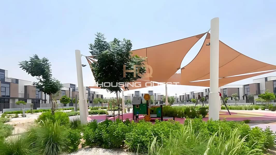 Easy Access | Near Park | Unit with white goods - Image 8