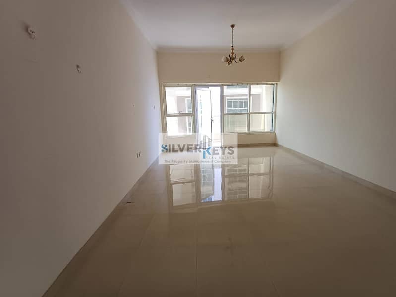 2 BEDROOM FAMILY BUILDING + CLOSED KITCHEN + SPACIOUS APARTMENT+ 2BALCONY