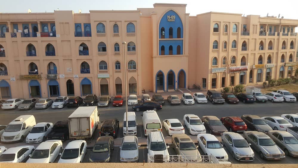 شقة في طراز فارسي المدينة العالمية 20000 درهم - 4254292 شقة في طراز فارسي المدينة العالمية 20000 درهم - 4254292